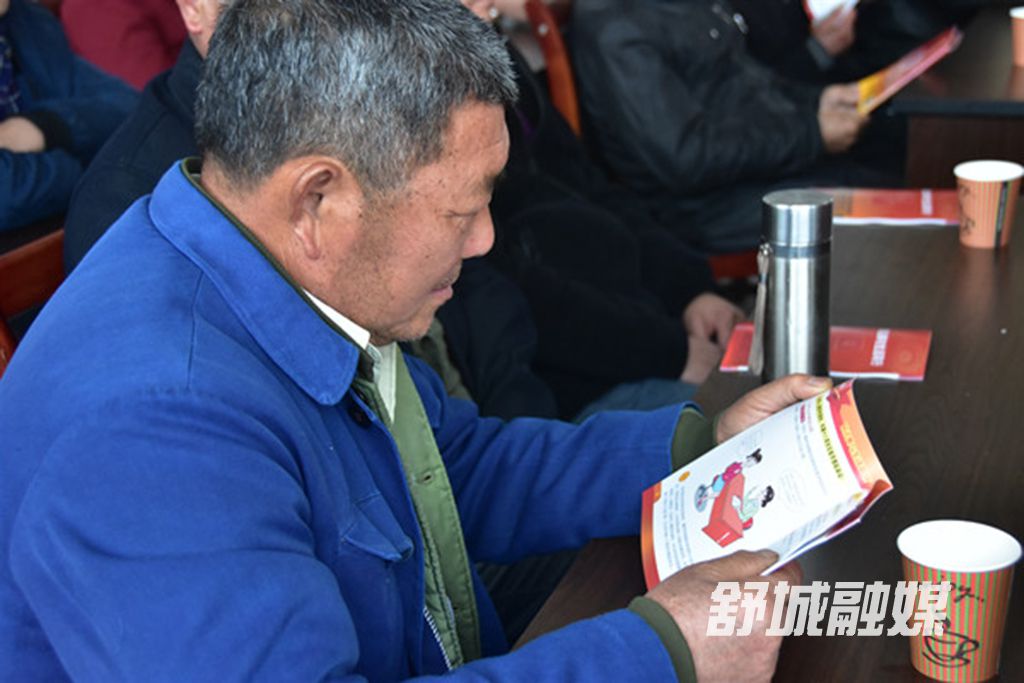 晓天镇：我来问你来答  法律知识记牢啦4.JPG