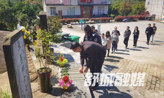 下载 (1)